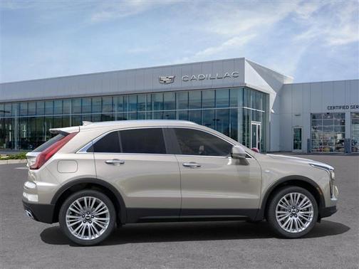 2025 Cadillac XT4 Premium Luxury