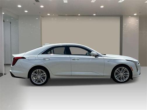 2023 Cadillac CT4 Premium Luxury