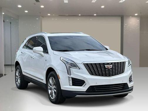 Crystal White Tri-Coat 2023 Cadillac XT5 Premium Luxury