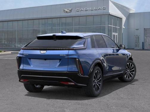 2025 Cadillac LYRIQ Sport