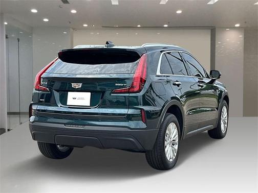 2024 Cadillac XT4 Luxury