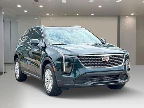 2024 Cadillac XT4 Luxury