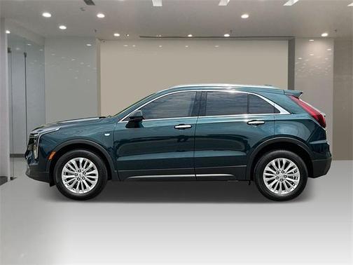 2024 Cadillac XT4 Luxury