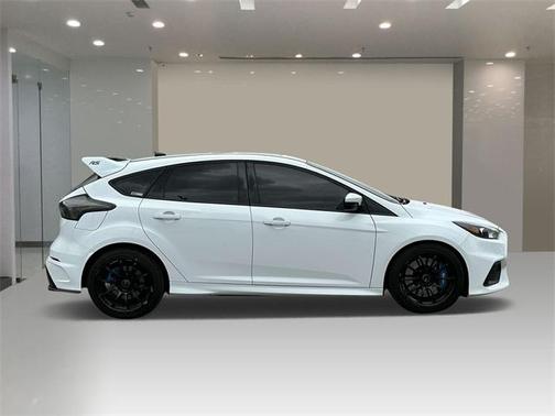 2017 Ford Focus RS Base