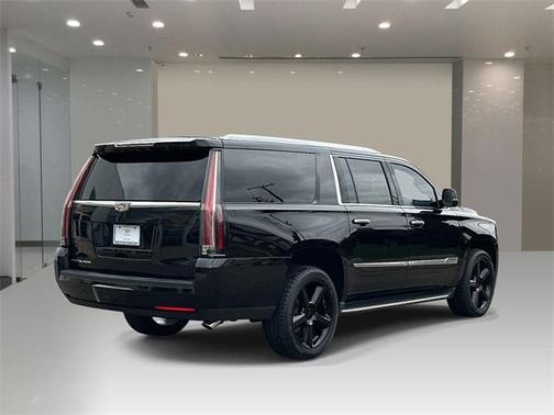 2016 Cadillac Escalade ESV Luxury