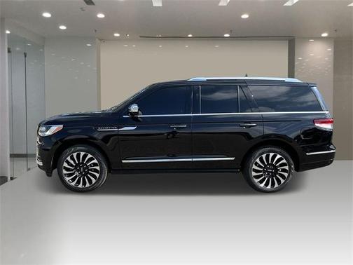 2024 Lincoln Navigator Black Label