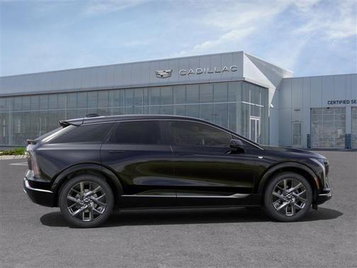 2025 Cadillac OPTIQ Luxury