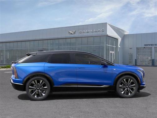 2025 Cadillac OPTIQ Luxury