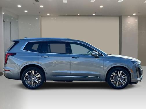 2025 Cadillac XT6 Premium Luxury AWD