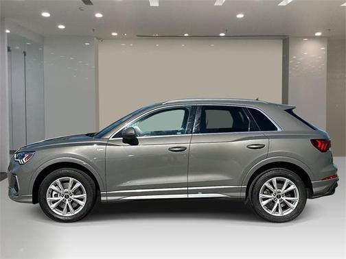 2023 Audi Q3 45 S line Premium