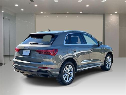 2023 Audi Q3 45 S line Premium