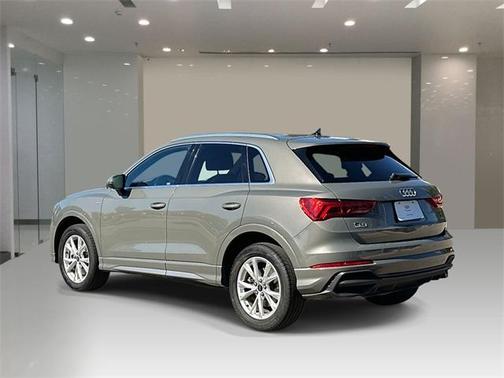 2023 Audi Q3 45 S line Premium
