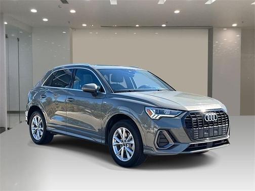 2023 Audi Q3 45 S line Premium