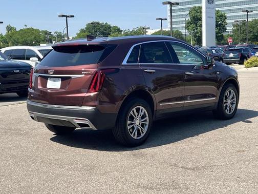 2022 Cadillac XT5 Premium Luxury