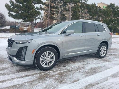 2025 Cadillac XT6 Luxury AWD