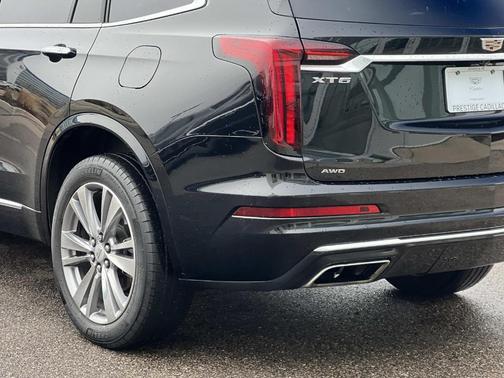Stellar Black Metallic 2023 Cadillac XT6 Premium Luxury AWD