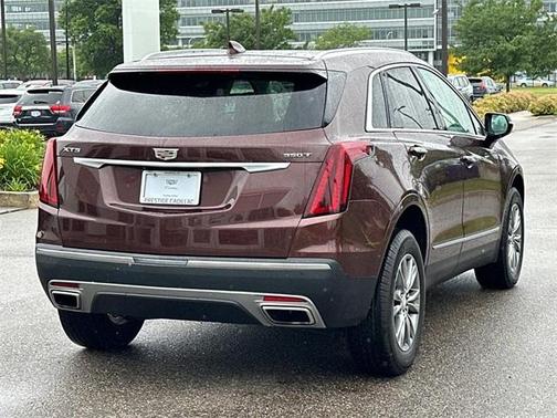 2022 Cadillac XT5 Premium Luxury