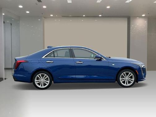 2023 Cadillac CT4 Luxury