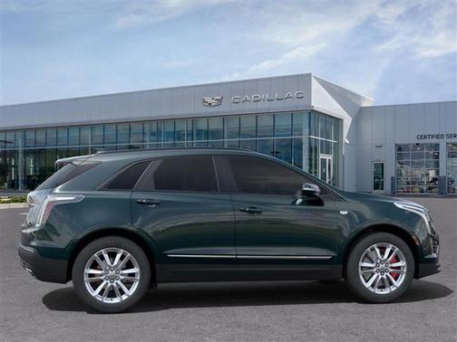 2025 Cadillac XT5 Sport