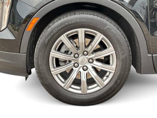 Stellar Black Metallic 2023 Cadillac XT4 Premium Luxury