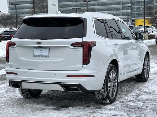 2022 Cadillac XT6 Premium Luxury AWD