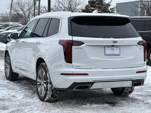 2022 Cadillac XT6 Premium Luxury AWD