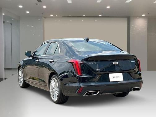 2023 Cadillac CT4 Premium Luxury