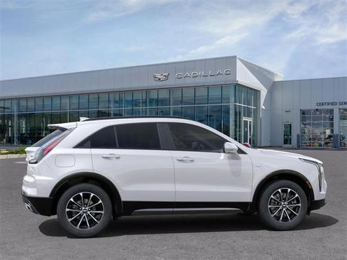 2025 Cadillac XT4 Sport