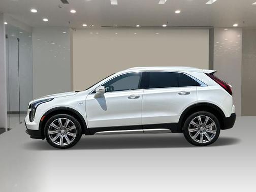 2022 Cadillac XT4 Premium Luxury