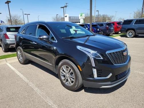 2022 Cadillac XT5 Premium Luxury