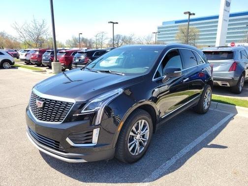 2022 Cadillac XT5 Premium Luxury