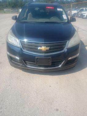 2017 Chevrolet Traverse LS