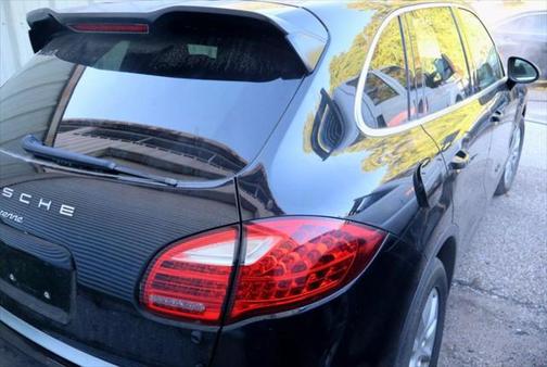 2012 Porsche Cayenne Base