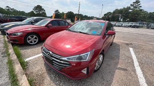 Scarlet Red 2019 Hyundai ELANTRA SEL
