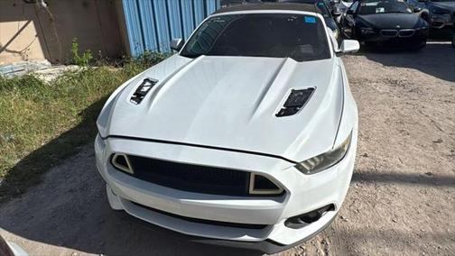 2016 Ford Mustang V6