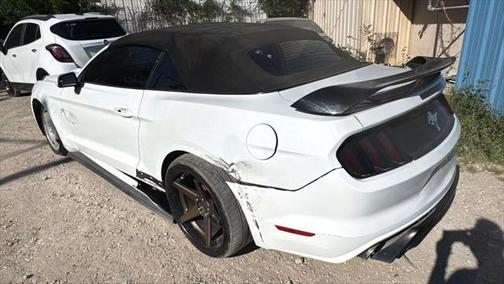 2016 Ford Mustang V6