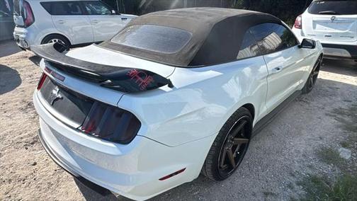 2016 Ford Mustang V6