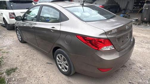 2014 Hyundai Accent SE