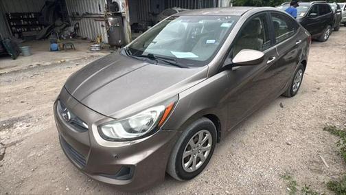 2014 Hyundai Accent SE