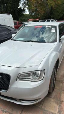 2019 Chrysler 300 Touring