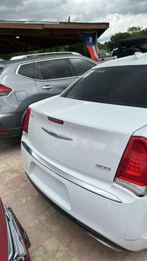 2019 Chrysler 300 Touring
