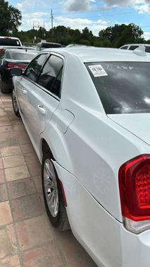2019 Chrysler 300 Touring