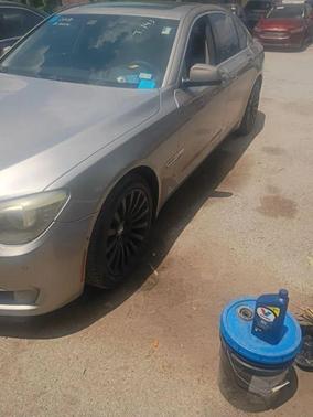 2009 BMW 750 I