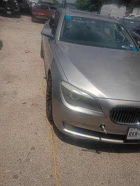 2009 BMW 750 I