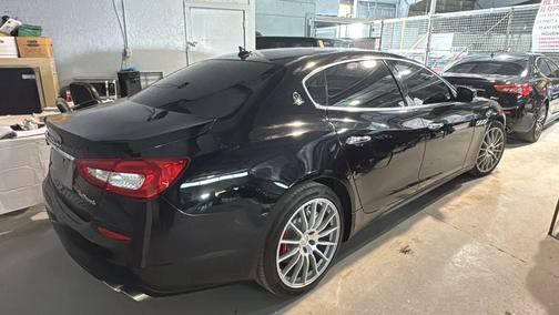 Black 2017 Maserati Quattroporte S