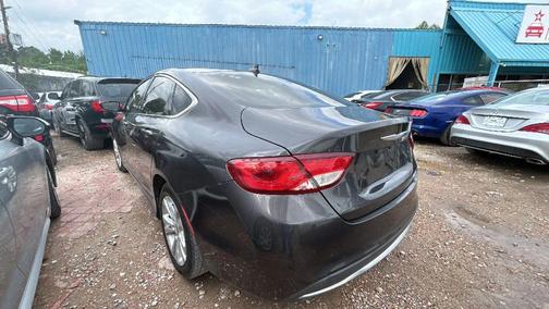 Granite Crystal Metallic Clearcoat 2016 Chrysler 200 Limited