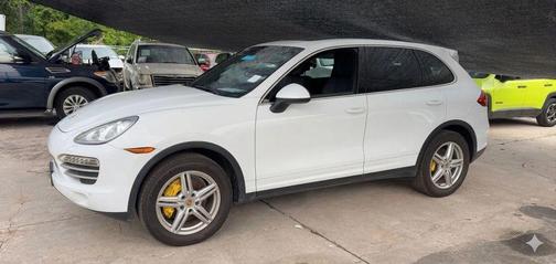 White 2014 Porsche Cayenne Platinum Edition