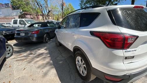 White 2019 Ford Escape SEL
