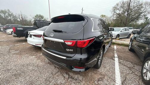 2017 INFINITI QX60 Base