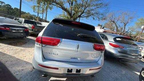 2014 Lincoln MKX Base